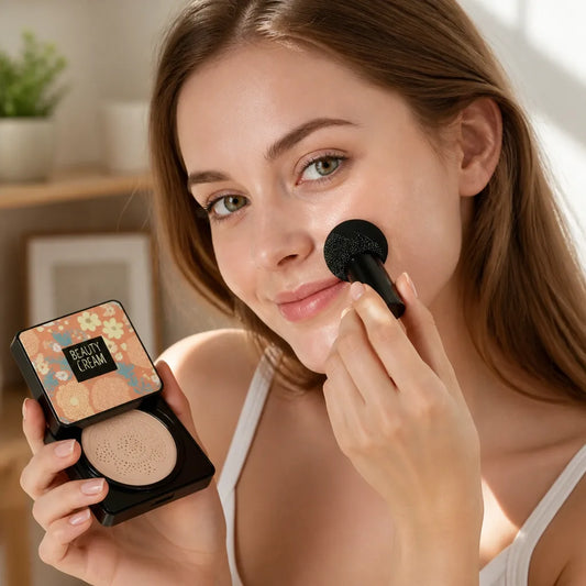 Cushion Compact Mushroom Applicator Hydrating & Waterproof