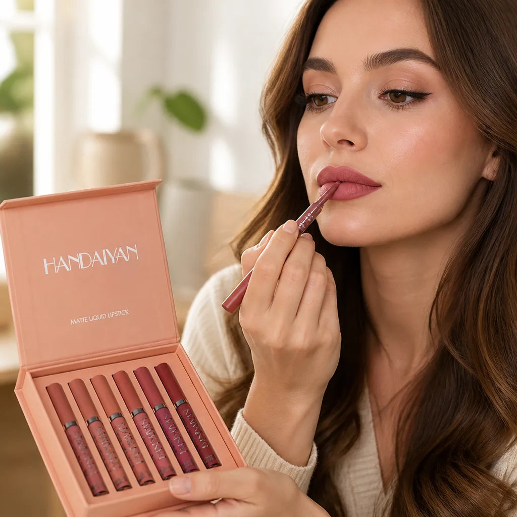 Lipstick & Liner Dual-Ended Highly Pigmented Waterproof