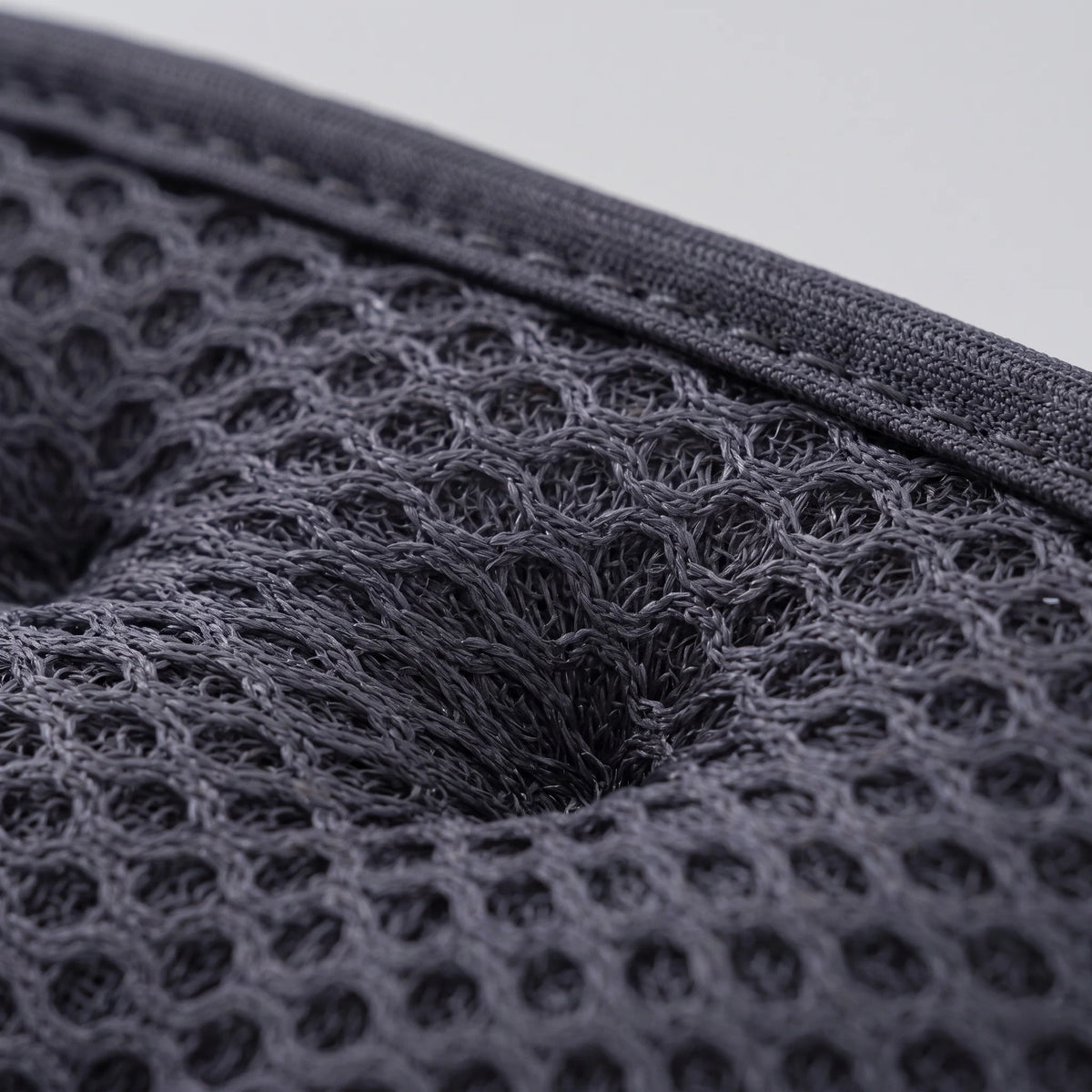 Bathtub Pillow Contoured Neck & Back Support Air Mesh