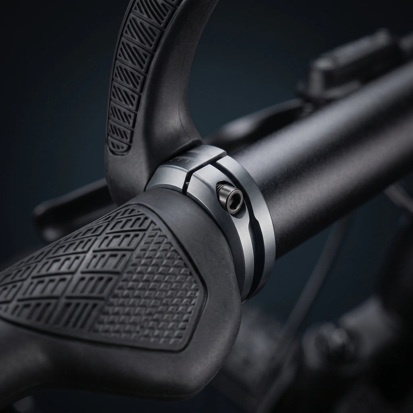 Bicycle Grips Ergonomic Lock-On & Adjustable Bar Ends
