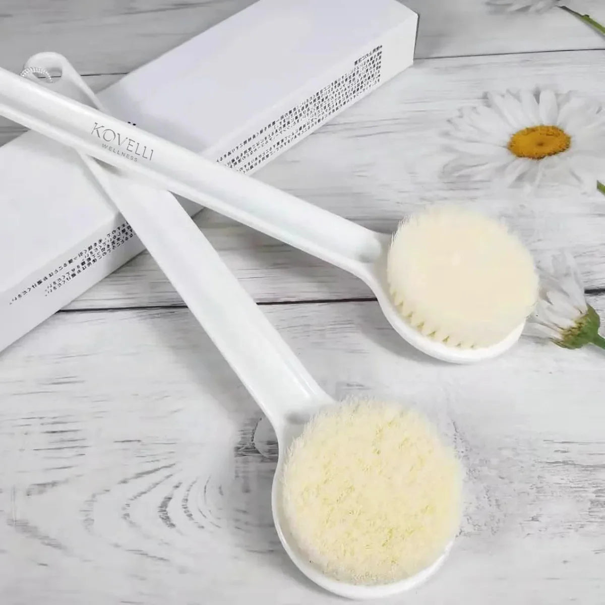 Body Brush Soft Nylon Bristles Ergonomic Handle