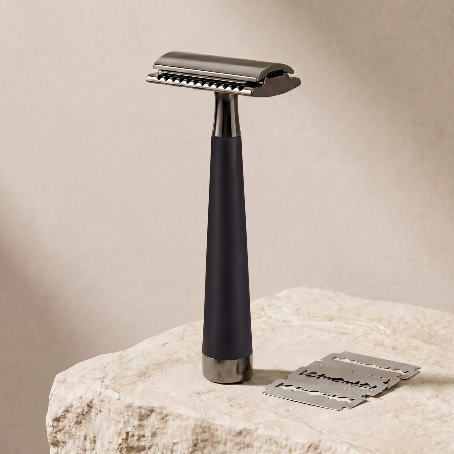 Double-Edge Safety Razor Weighted Wood-Grain Handle