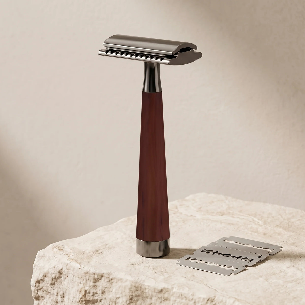 Double-Edge Safety Razor Weighted Wood-Grain Handle