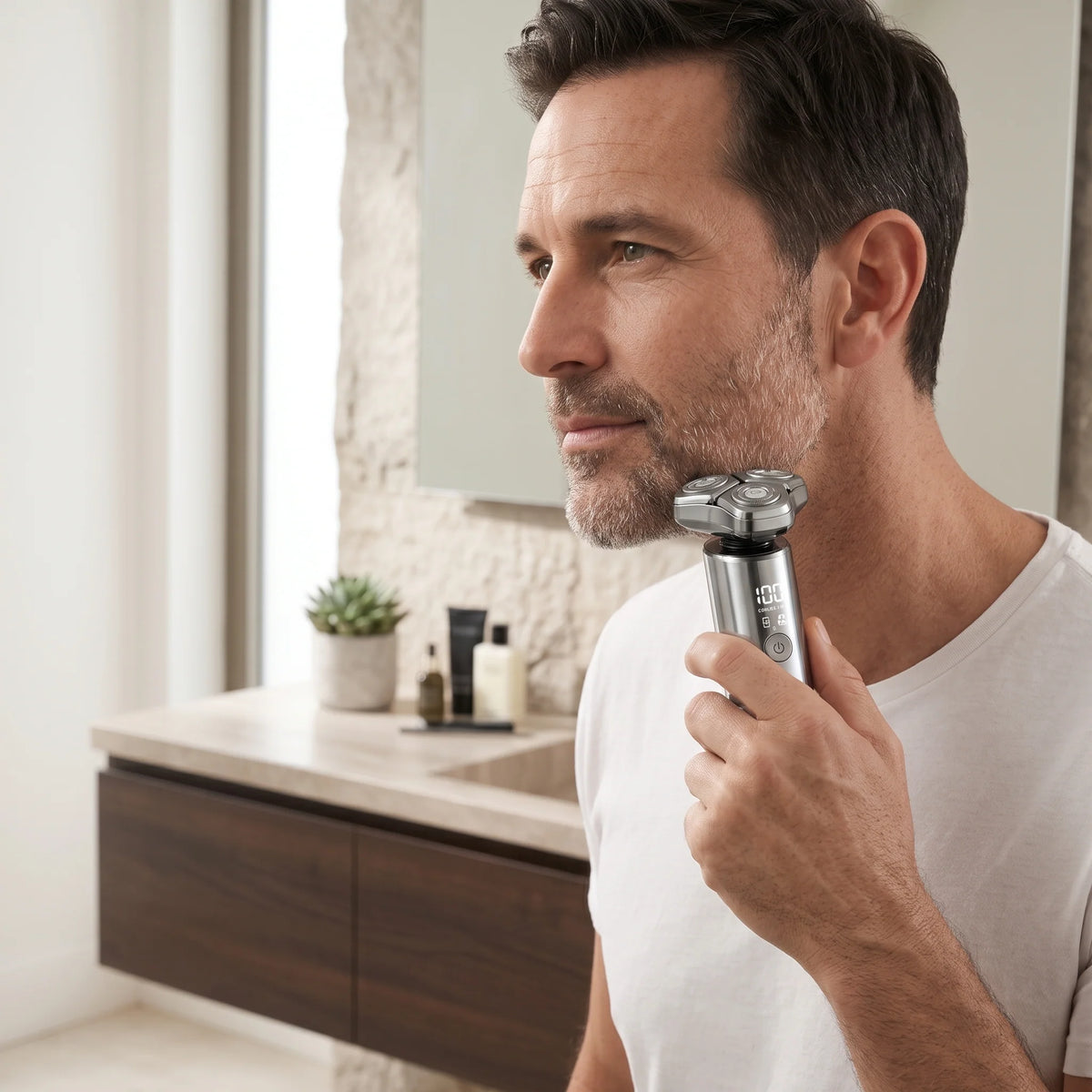 Electric Shaver 3-Head Magnetic Rotary Cordless Rechargeable