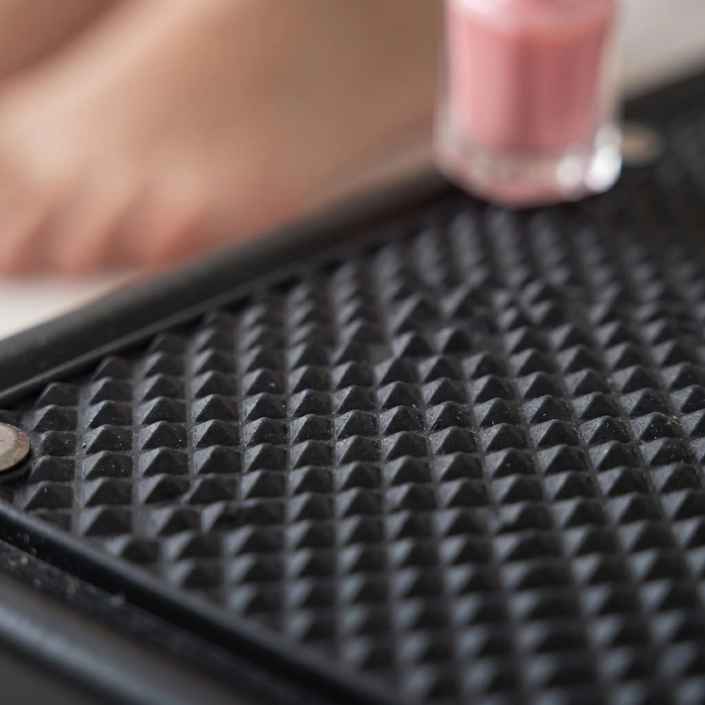 Footrest Platform Height-Adjustable Slip-Resistant Base