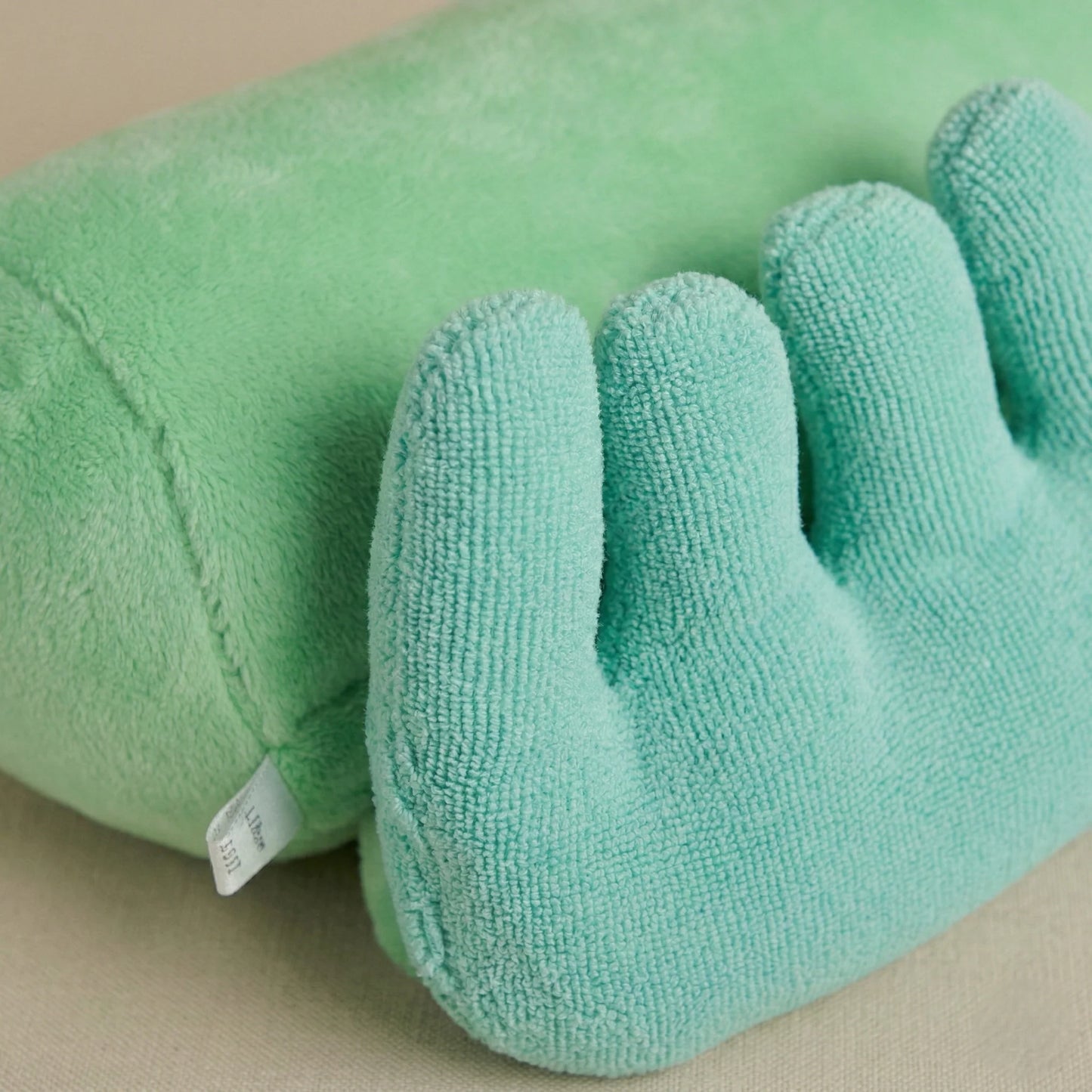 Hand Relaxation Cushion Ergonomic Memory Foam Breathable Cover