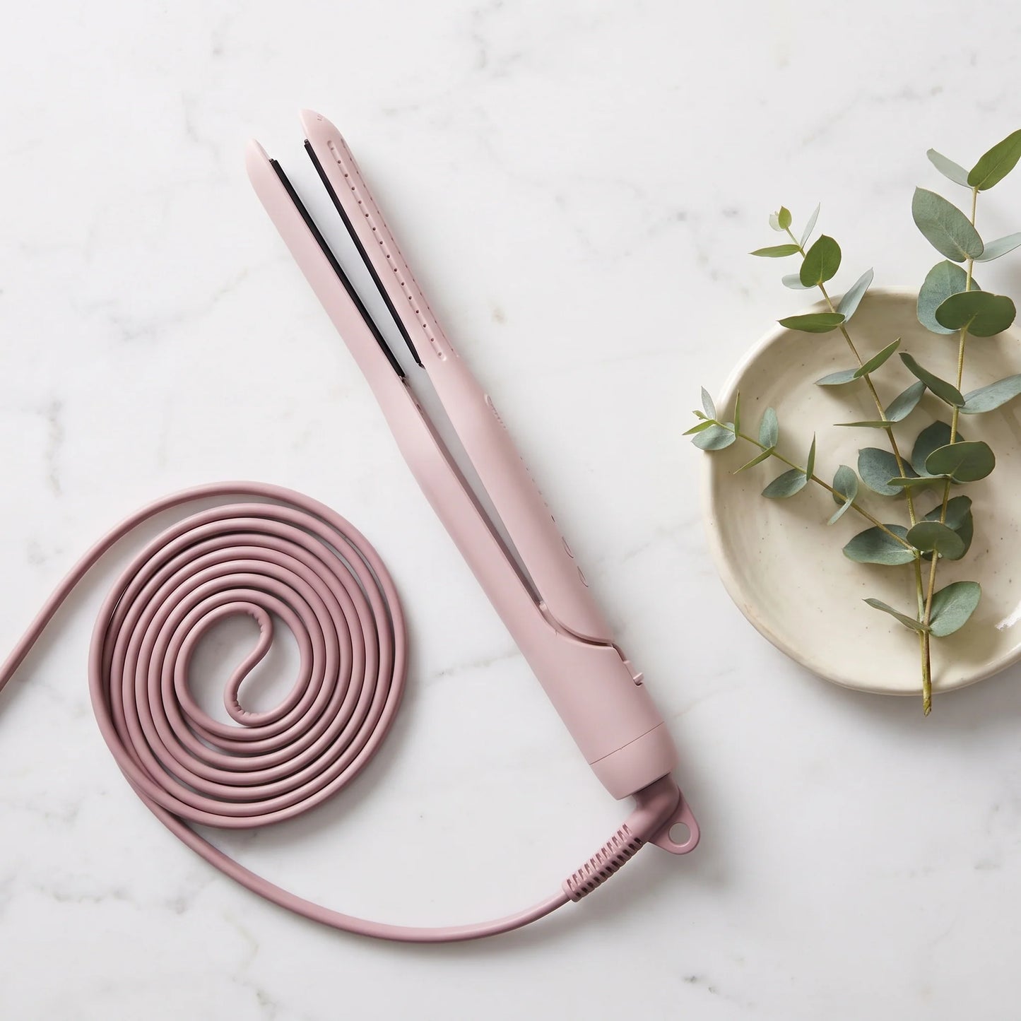 Pencil Curling Iron 0.65 Inch Barrel 360 Degree Airflow