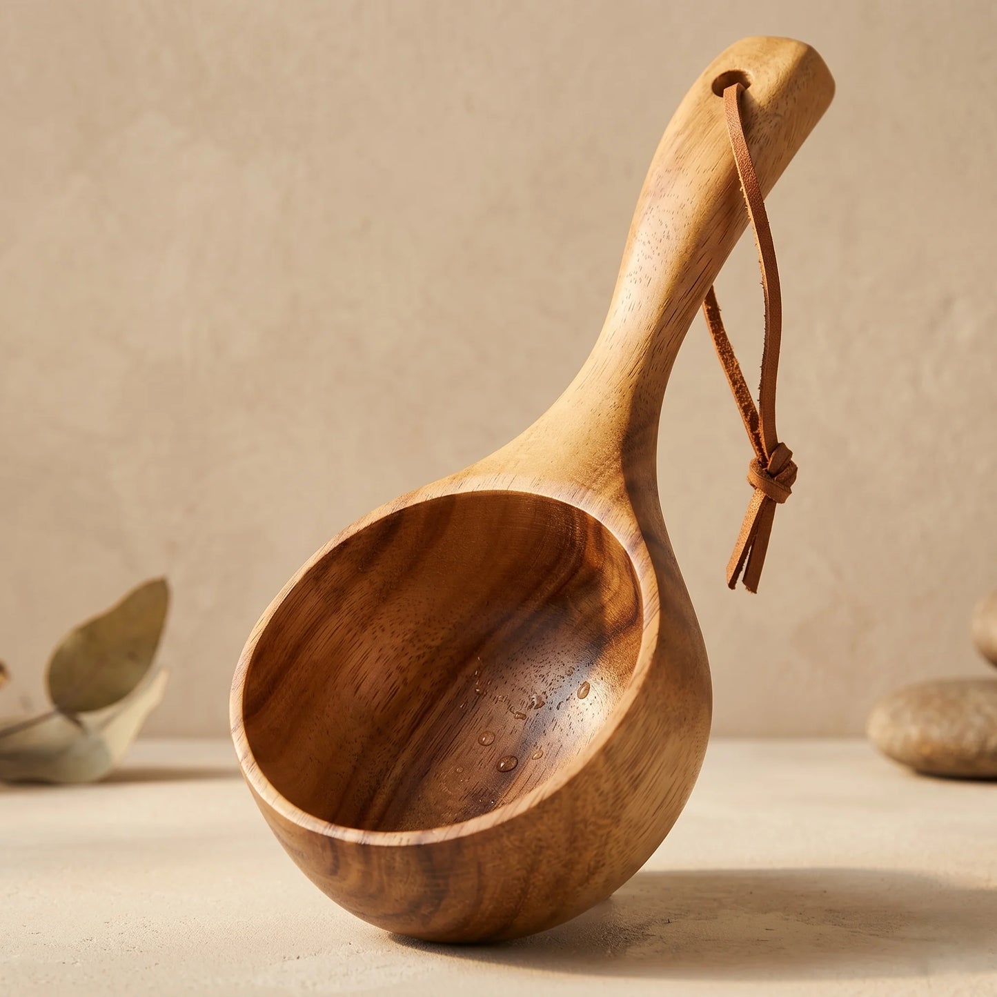 Sauna Ladle Wooden Long-Handle Ergonomic Grip