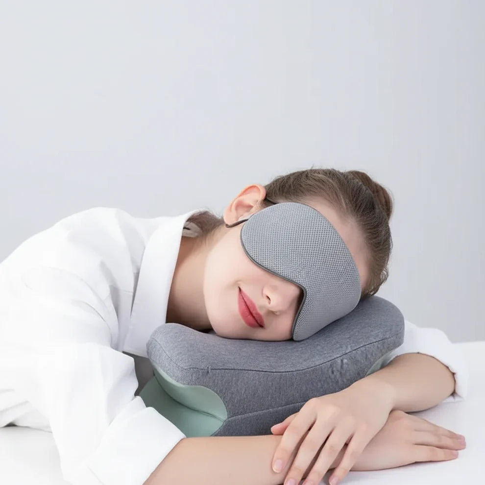 Sleep Mask Mulberry Silk Contoured Light-Blocking