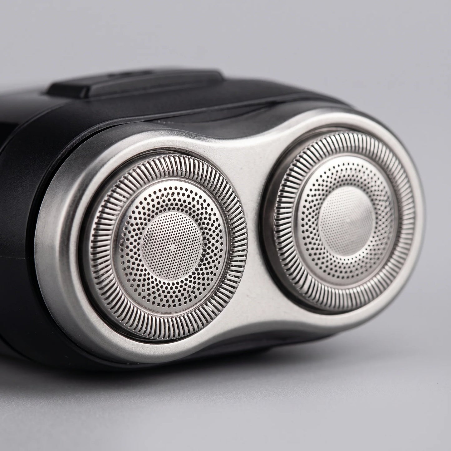 Travel Shaver Dual-Head Rotary Rechargeable Digital Display