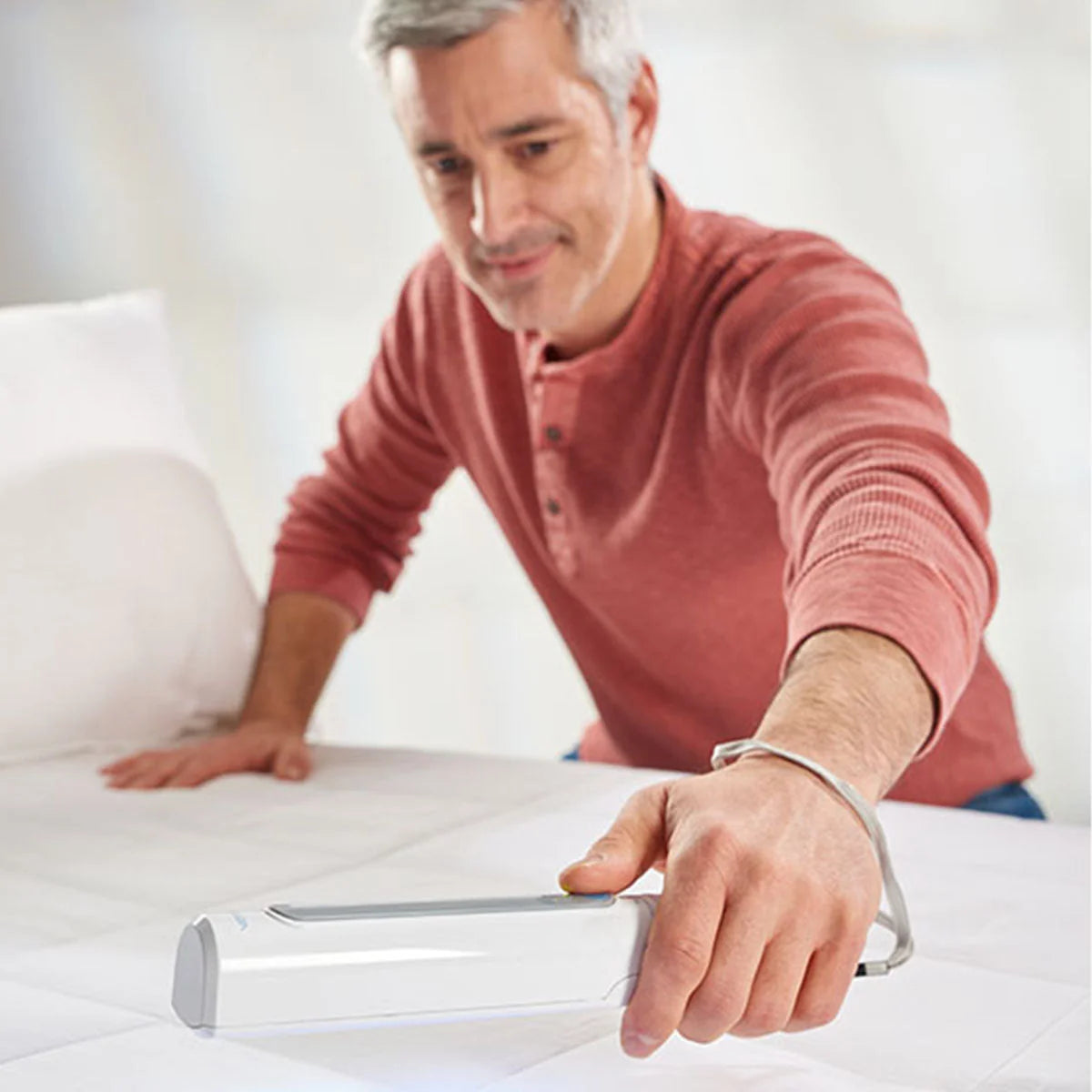 UV Light Wand Slim Battery Operated Auto Shutoff