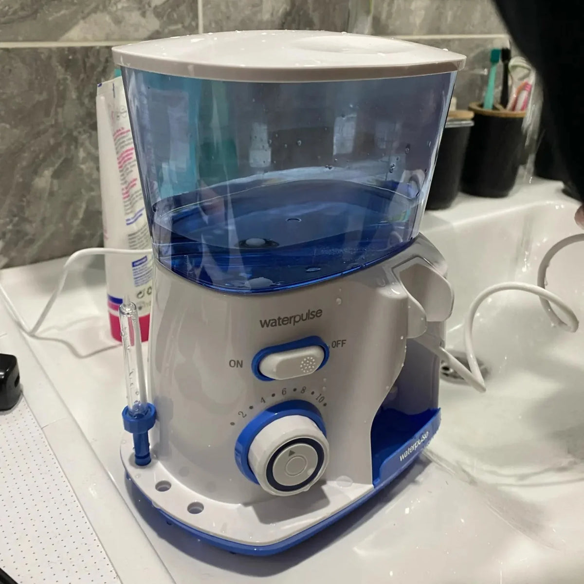Water Flosser Adjustable Pressure 800ml Anti-Leak Tank