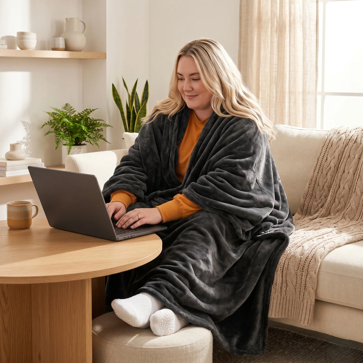 Wearable Blanket Oversized Plush Fleece & Pockets