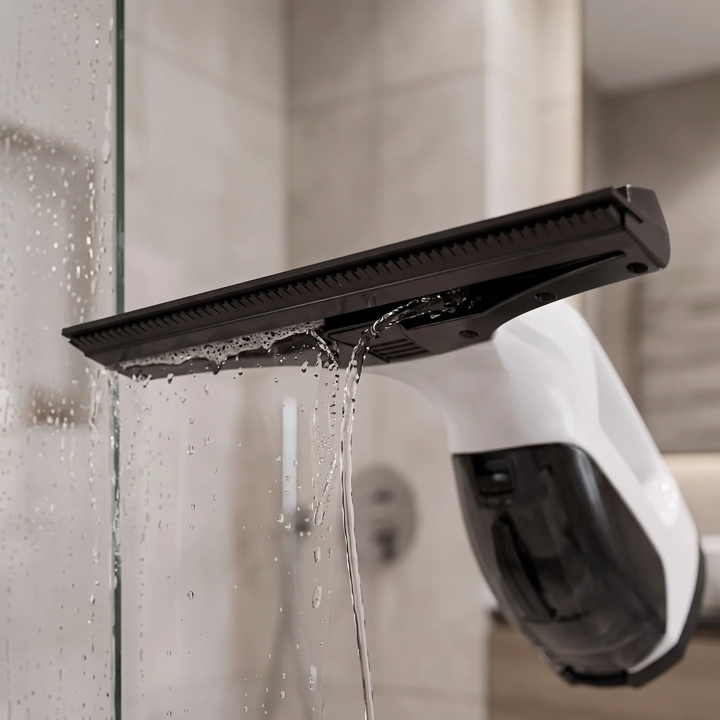 Window Vacuum Cleaner Cordless Telescopic Handle & Squeegee